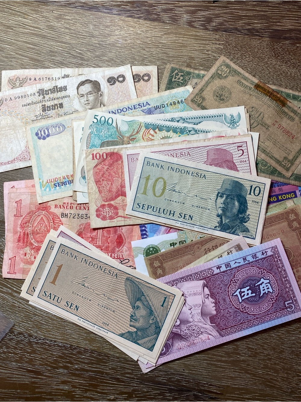 Vintage world banknote currency lot
